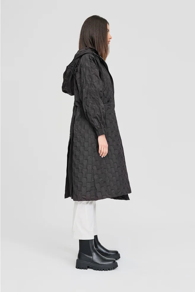 TAYLOR Textured Ascribe Raincoat