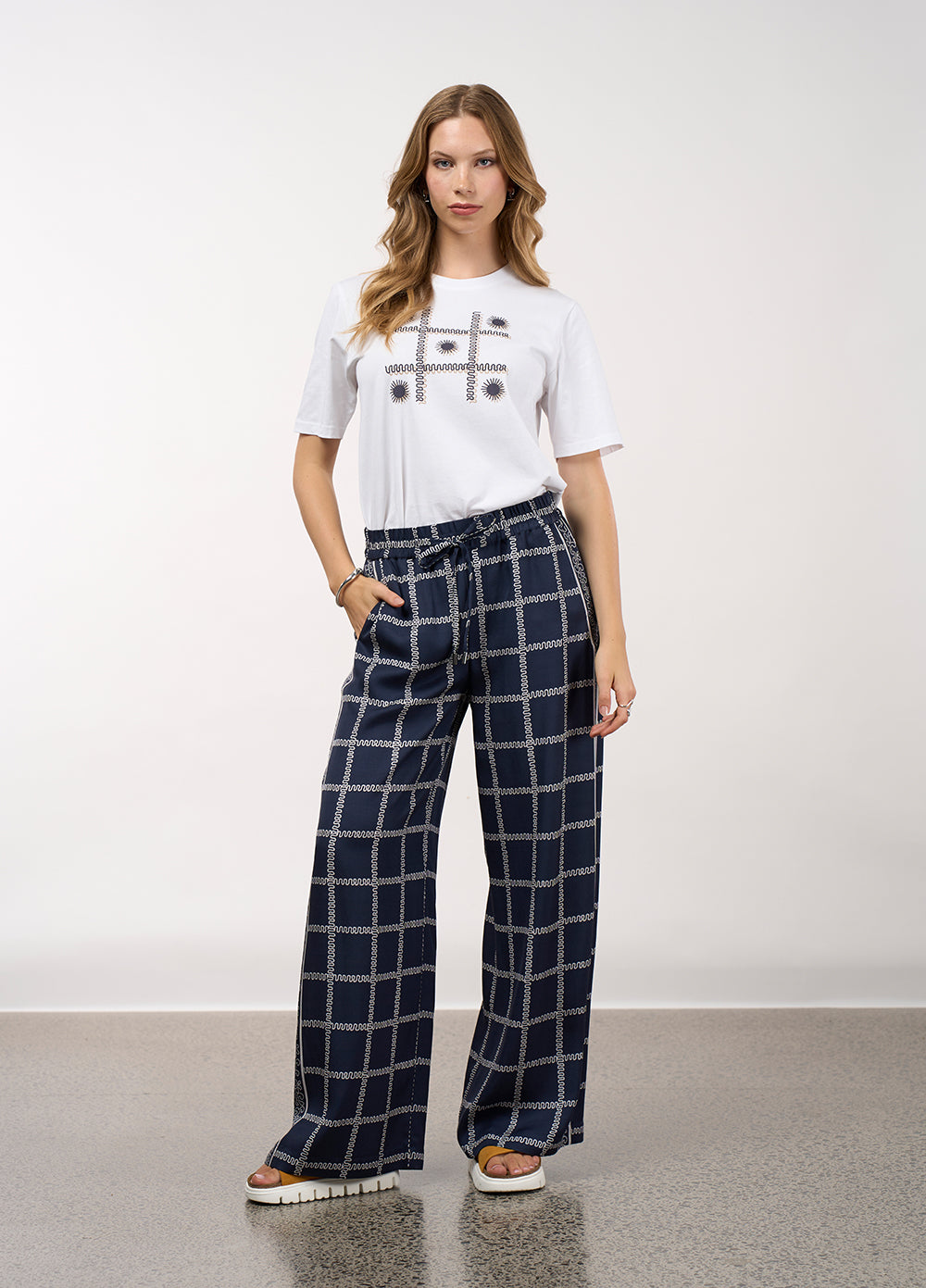 MADLY SWEETLY Outro Tee