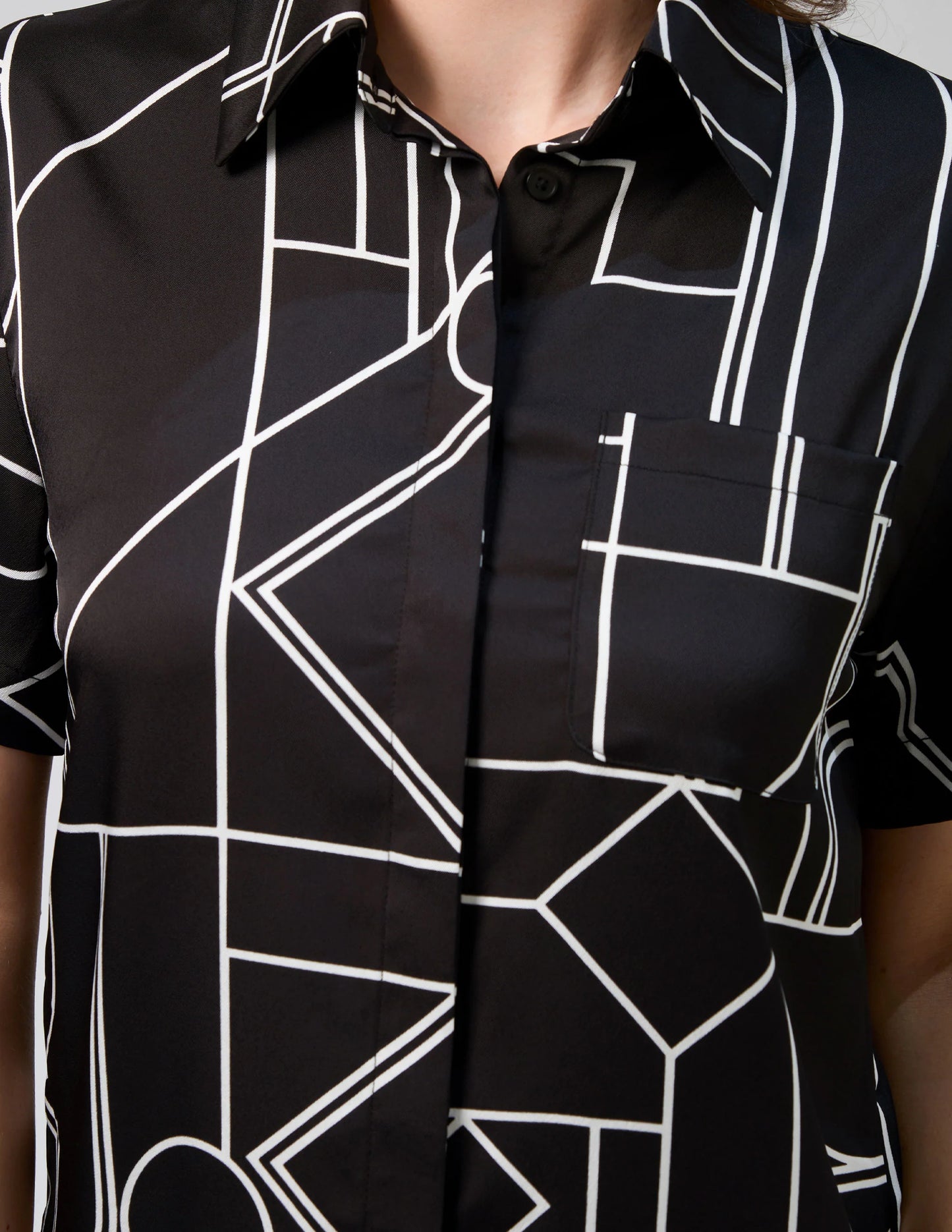STELLA + GEMMA Alisa Blouse