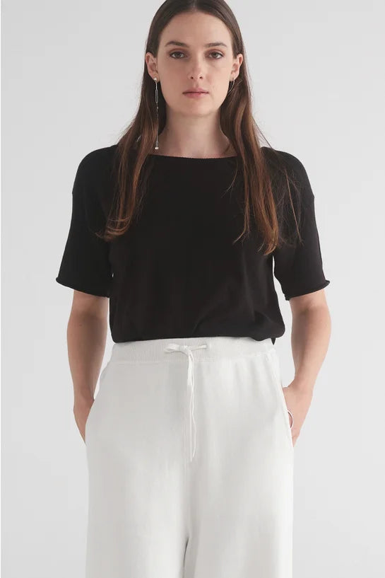 TAYLOR Solace Tee