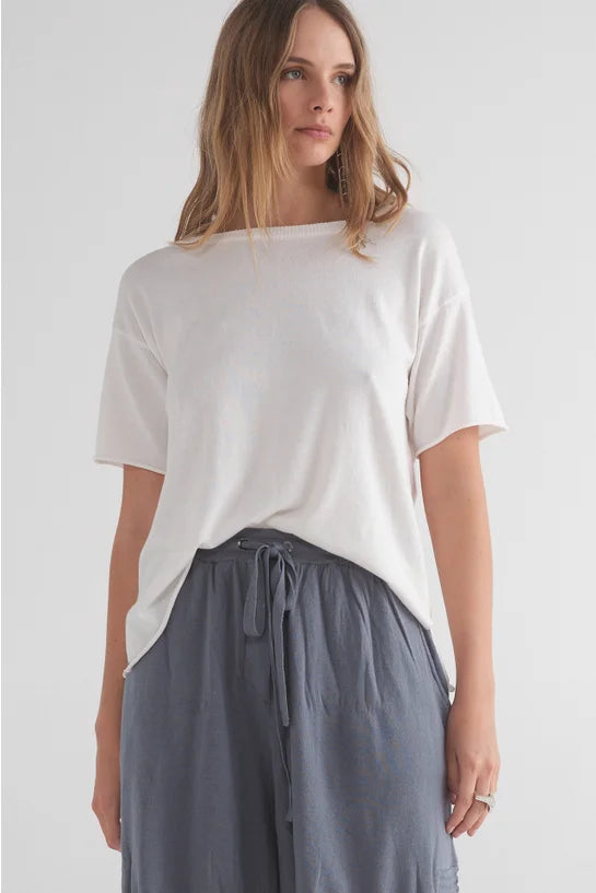 TAYLOR Solace Tee