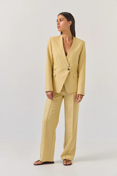 TUESDAY Tuxedo Blazer