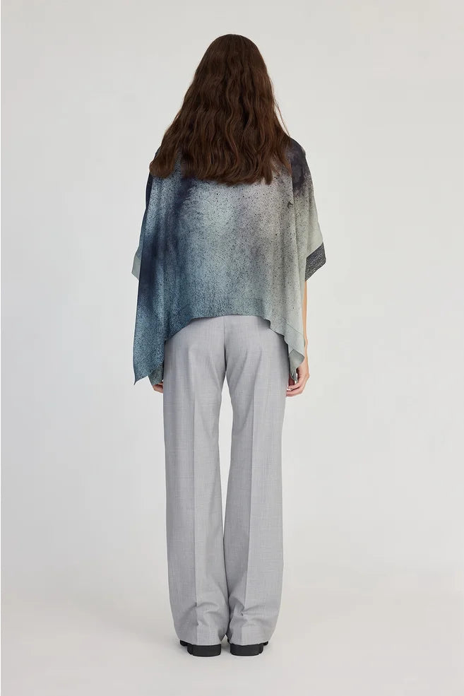 TAYLOR Vortex Top/Wind Particle Print