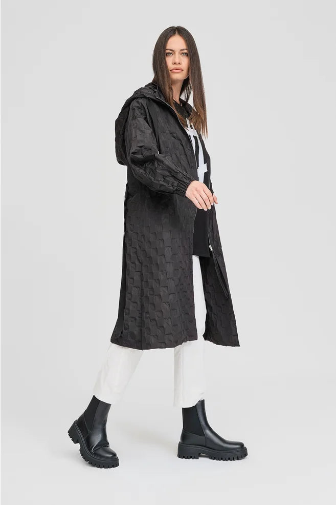 TAYLOR Textured Ascribe Raincoat