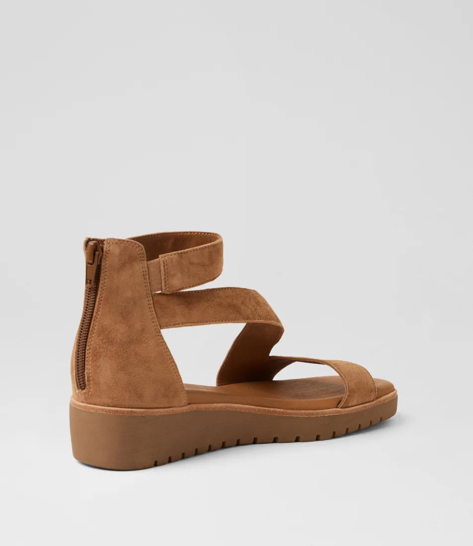 DJANGO & JULIETTE Kendrick Sandal
