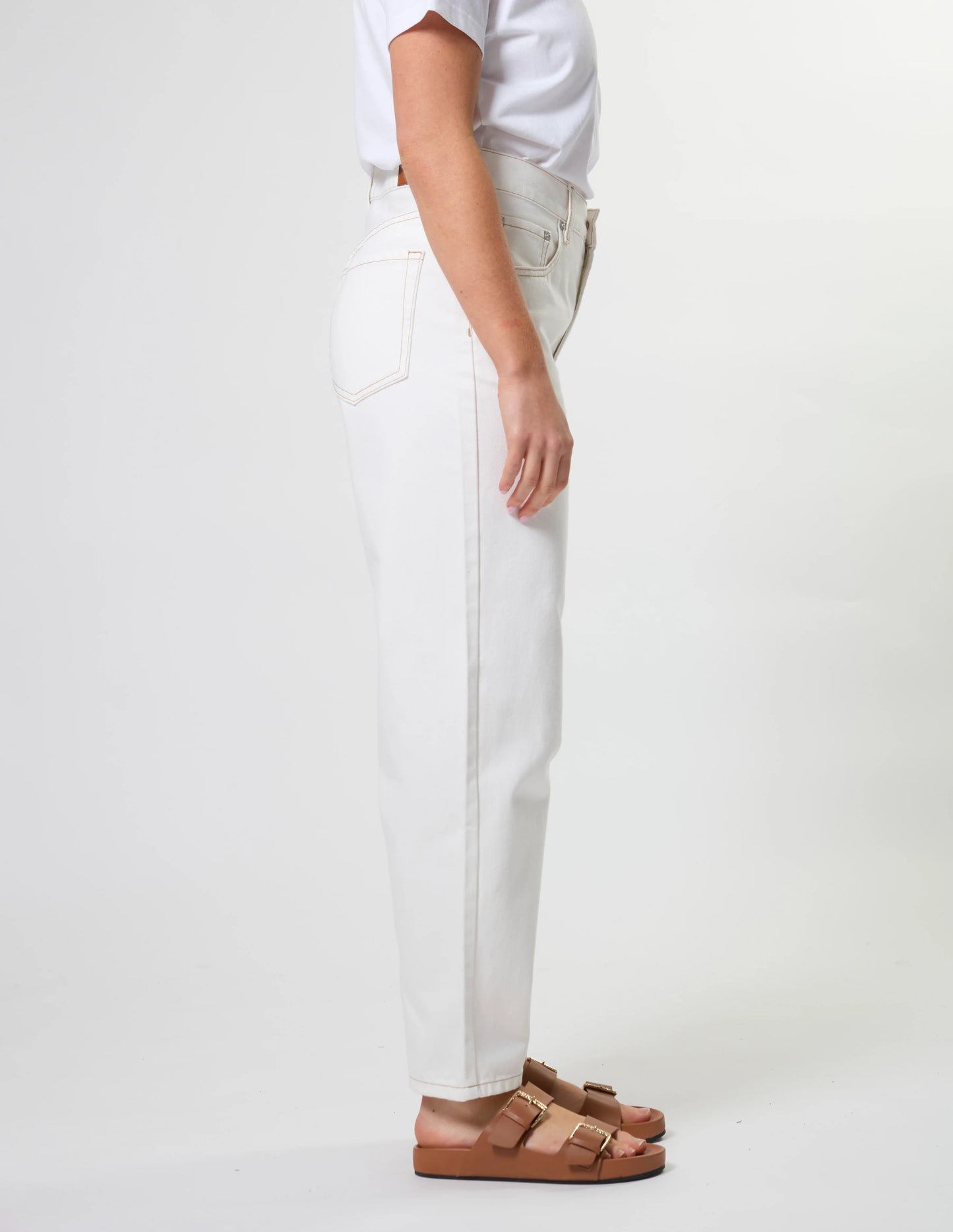 STELLA + GEMMA Carson Barrel Jean