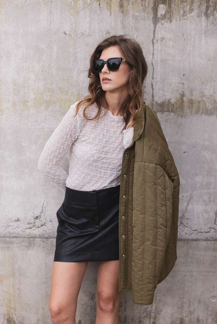 BLAK Gigi Top