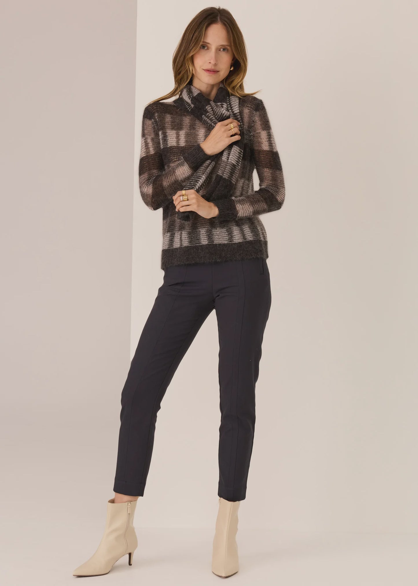 POL Ciara Scarf