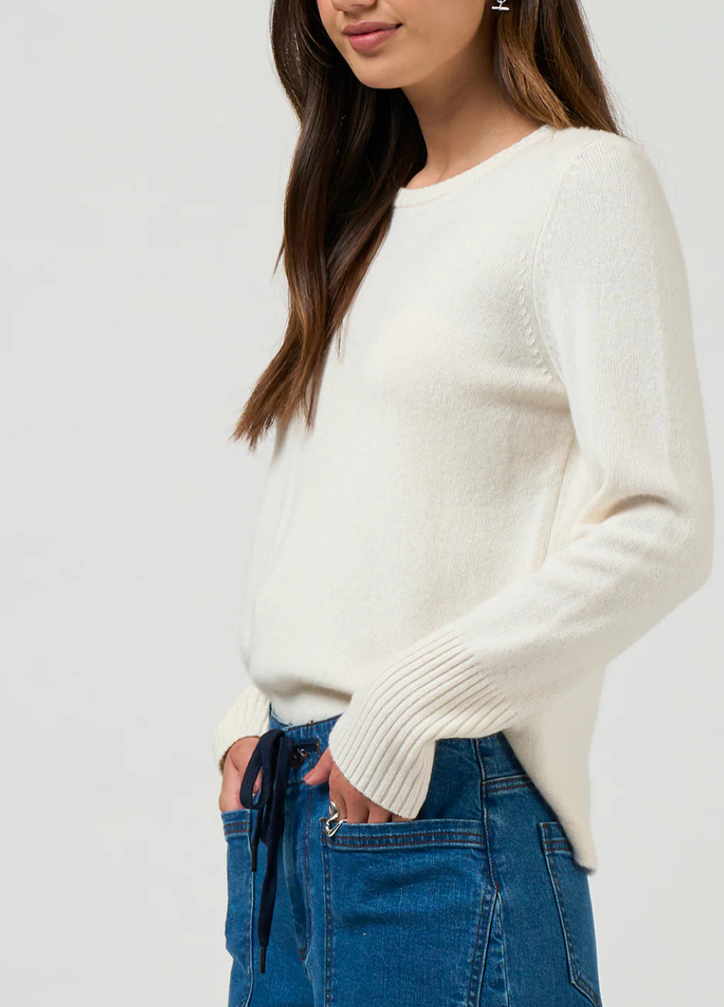 MADLY SWEETLY Uni Sweater