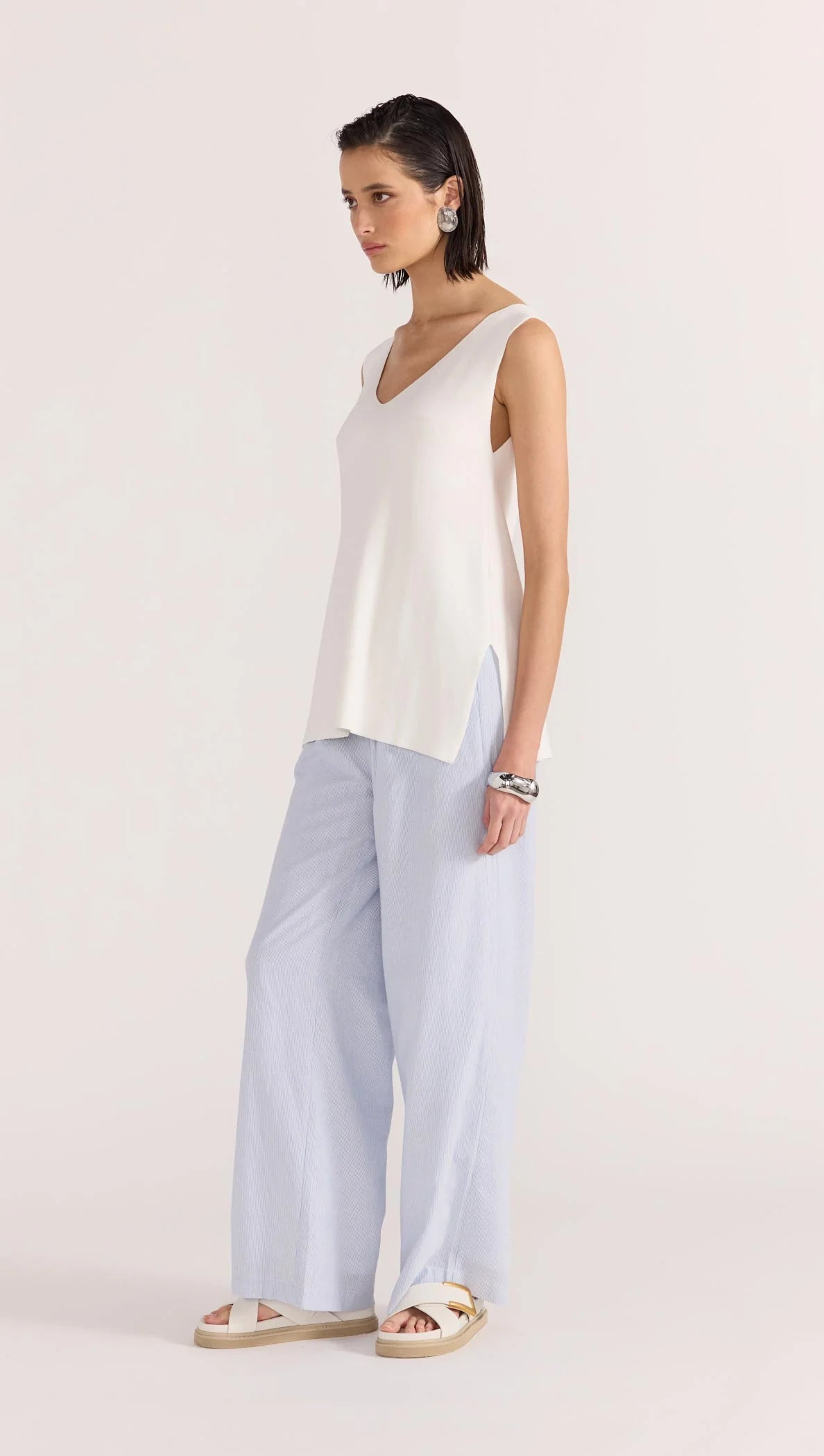 STAPLE THE LABEL Celia V Neck Tunic Tank