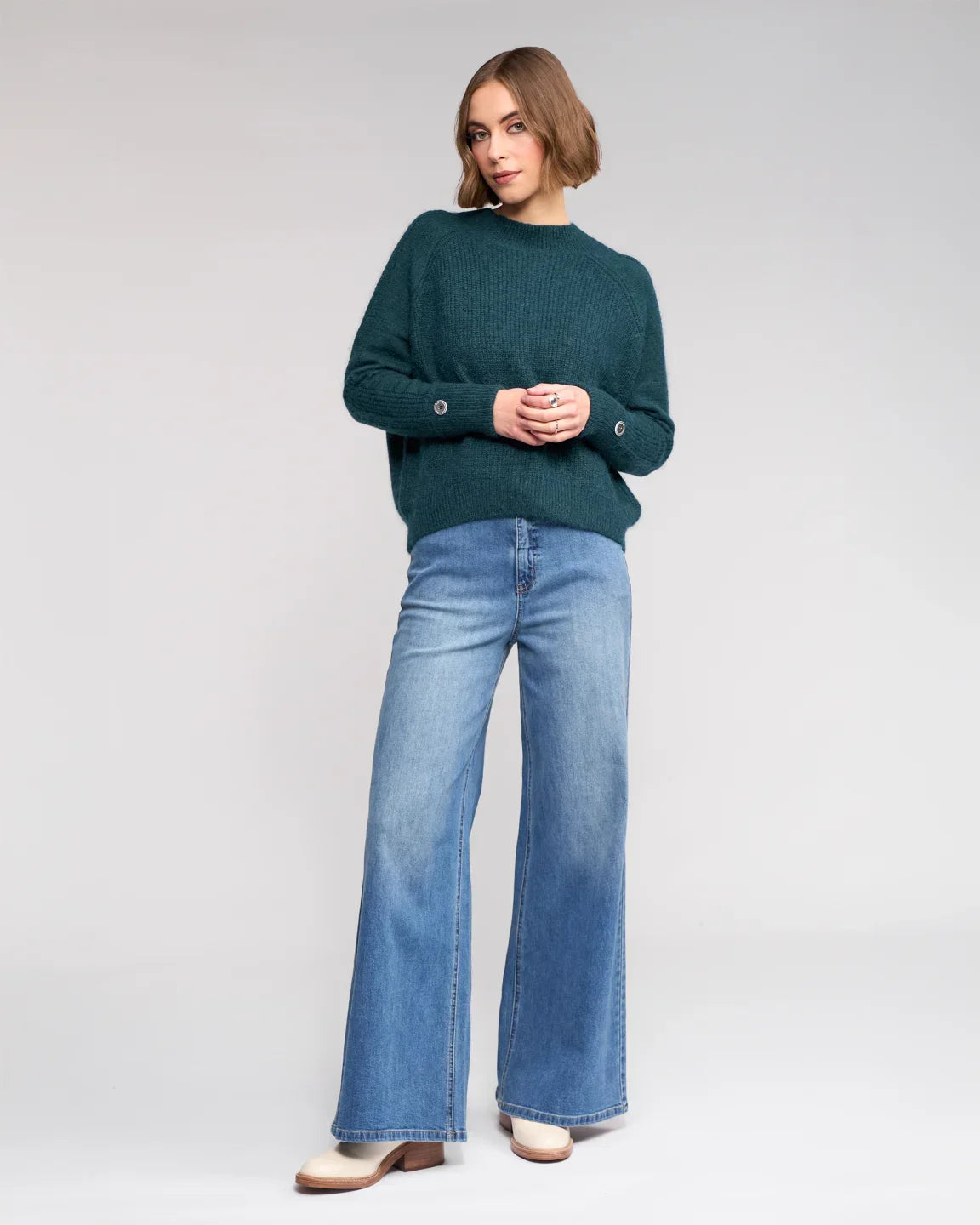 KNEWE 2028 Mia Sweater