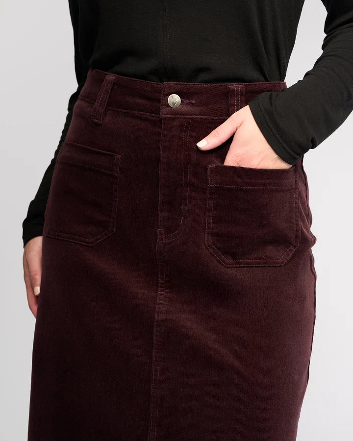 VASSALLI 7064AM Lane Skirt