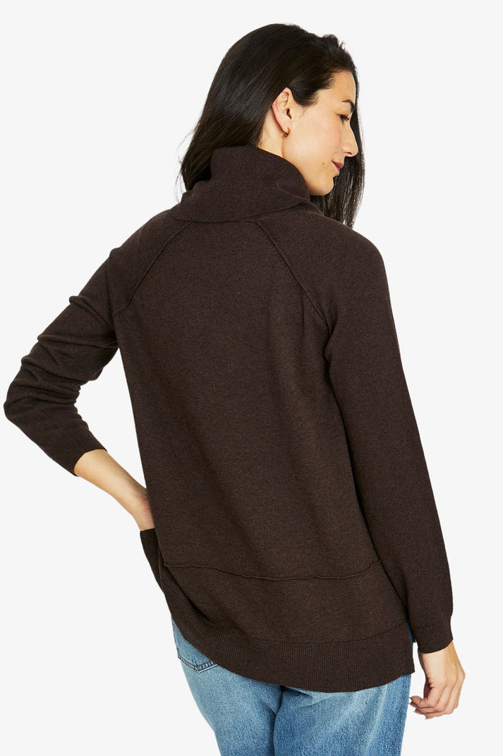 JUMP 1050 Raglan Cowl Pullover